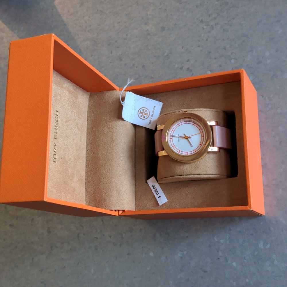 Tory Burch NWT NIB Ellsworth Watch, Pink Leather / Rose Gold, 36 MM